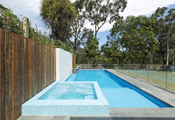 Mount Waverly Pool Builders