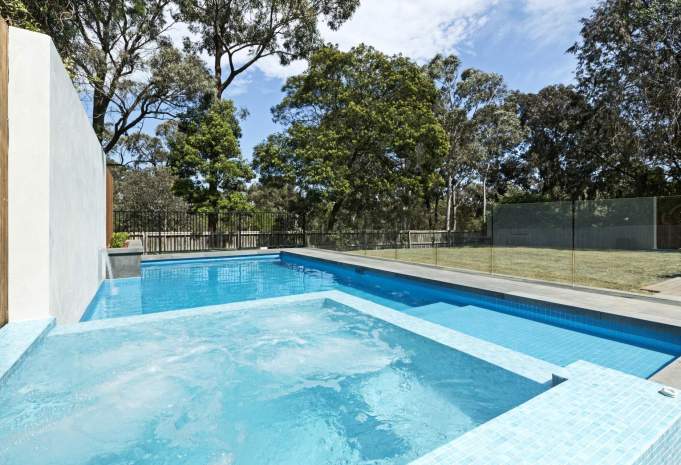 Pool surround and entry